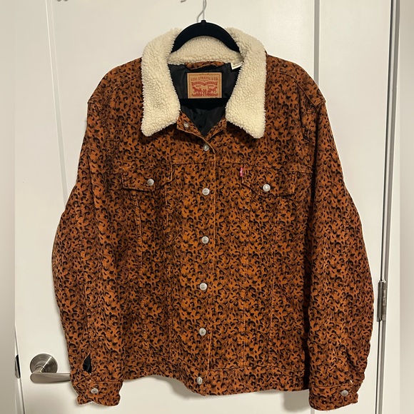 Sherpa collar leopard trucker jacket - Picture 1 of 9